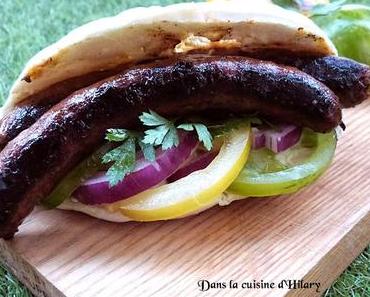 Sandwich pita houmous merguez aux saveurs orientales / Hummus and merguez pita sandich and its Oriental flavors