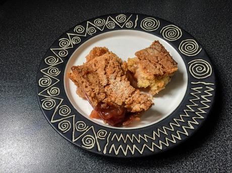 Dessert made in the USA – Peach cobbler