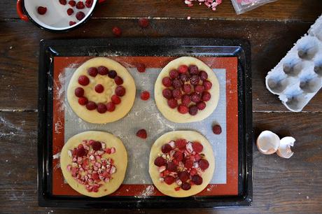 Tartelettes levées framboises et pralines roses