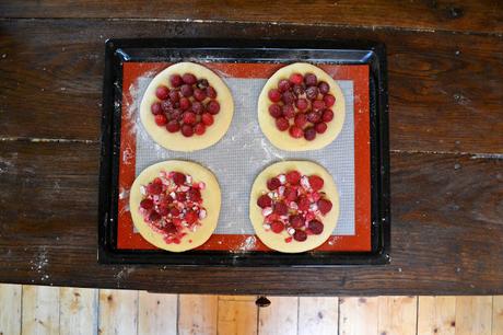 Tartelettes levées framboises et pralines roses