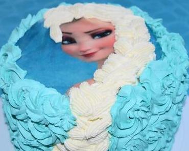 Gâteau Reine des Neiges – Pinata Cake