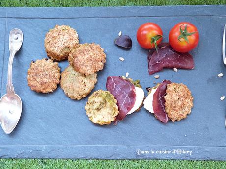 Scones au pesto, tomates séchées et pignons de pin / Pesto, dried tomatoes and pine nuts scones