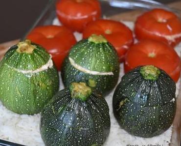 Tomates et courgettes farcies au fromage frais et maquereau