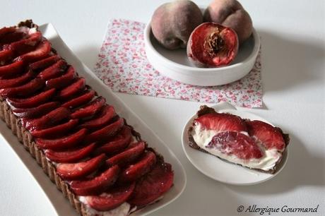 Tarte aux pêches de vigne sur une mousse légère, Bio, sans oeufs, gluten...