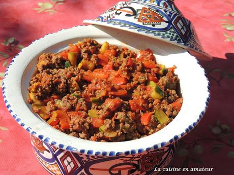 tajone de viande hachée et épices