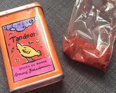 Brochettes de poulet tandoori, sauce à la menthe