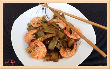 Wok de crevettes aux Haricots mange-tout et petits maïs