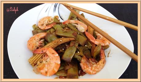 Wok de crevettes aux Haricots mange-tout et petits maïs