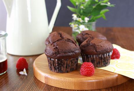 Muffins « aériens » double chocolat framboise {sans gluten – sans beurre – sans huile}