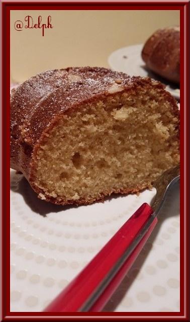 Gâteau moelleux amandes et miel