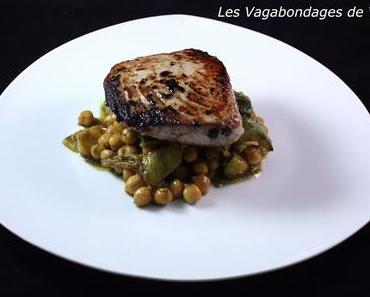 Thon snacké sur salade de pois chiches aux courgettes et fenouil grillés