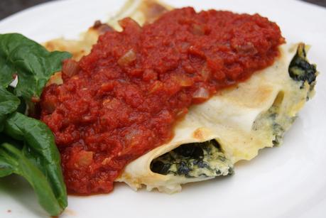 Cannelloni au brocciu et épinards