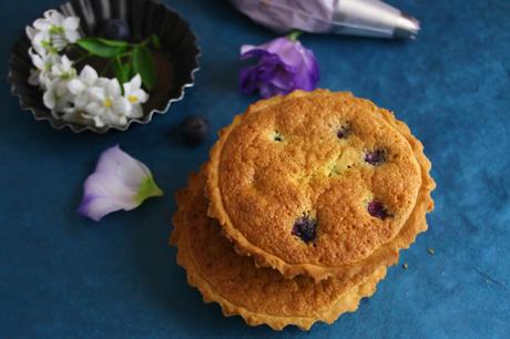 Tartelettes amandine aux myrtilles, chantilly mascarpone myrtille