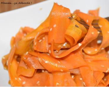Tagliatelles de carottes à la sauce soja
