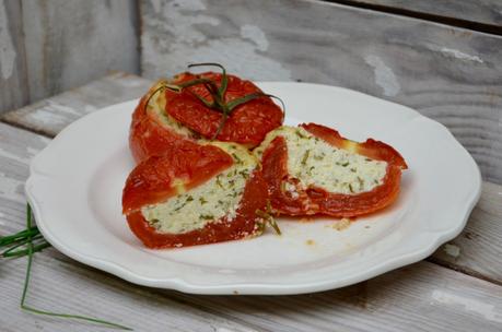 Tomates farcies au chèvre frais