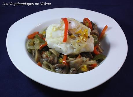 Dos de cabillaud aux poivrons et champignons