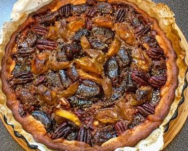 Une recette qui fera dattes – Tarte aux fruits secs, dattes et prunes