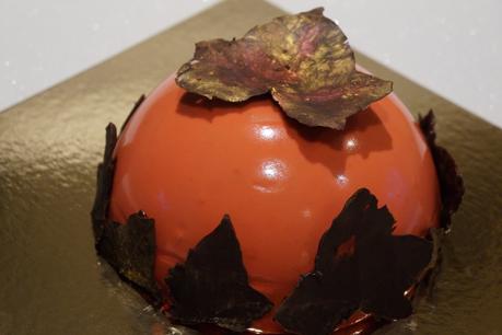 "Automne&quot; Dôme, Insert Confit Framboises(Michalak),Bavaroise Chocolat(Felder)