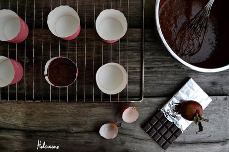 Gâteaux au chocolat et compote de pommes (healthy)