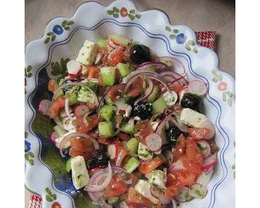 Salade de tomates, concombre, radis & feta