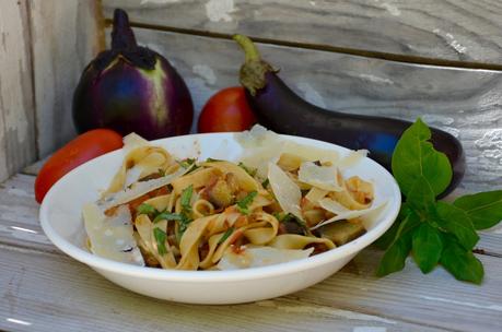 Tagliatelles aux aubergines confites