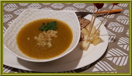 Velouté de Potiron, Poivron vert et Tomates