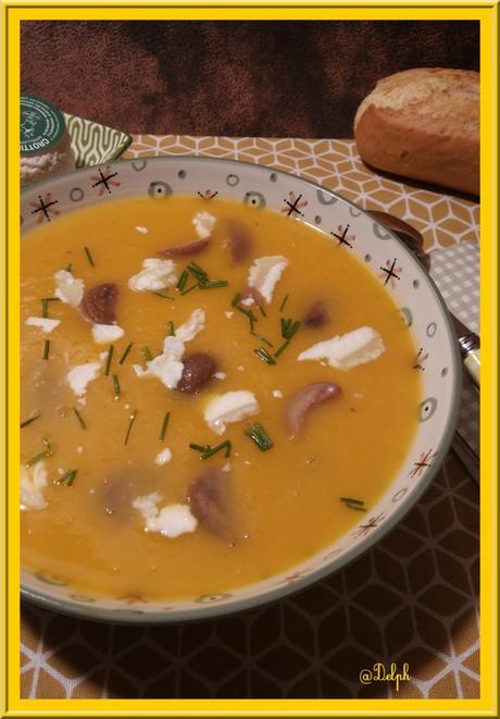 Velouté de courge Butternut accompagné de châtaignes et Chavignol