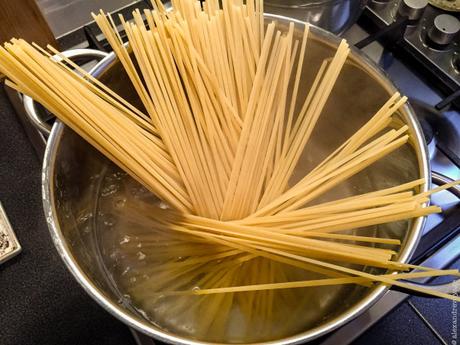 Le temps qu’il faut à l’eau pour bouillir -Edamame pasta