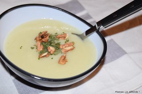 Velouté de chou blanc et noix