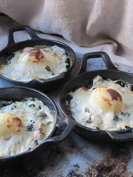 Oeufs florentine à l'oseille, sauce Mornay