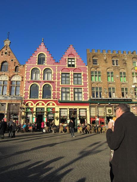 C'est bientôt Noël: Visitez Bruges !