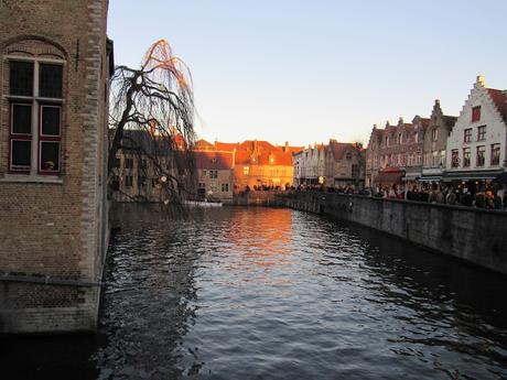 C'est bientôt Noël: Visitez Bruges !