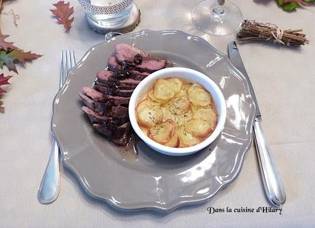 Magret de canard et sa sauce vin rouge - poivre et ses pommes de terre Anna Jour 10  🎄 / Duck breast and its wine and pepper sauce, Anna potatoes