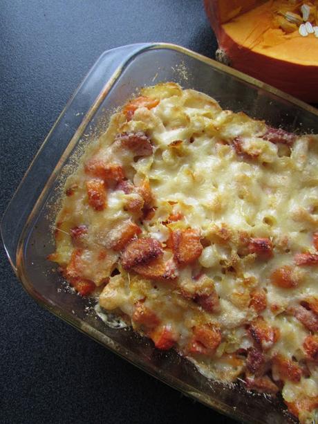 Gratin de pâtes au potimarron, saucisson et comté.