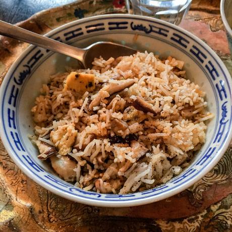 Deux bols parfumés et du plaisir – Un riz sauté et une salade croquante