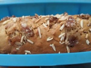 Pain d’épices aux amandes et marrons glacés