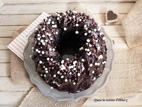 Bundt cake scandaleusement gourmand au chocolat / Scandalously yummy chocolate bundt cake