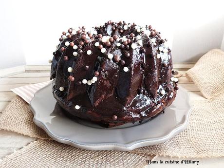 Bundt cake scandaleusement gourmand au chocolat / Scandalously yummy chocolate bundt cake