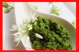 Pesto de roquette aux noisettes