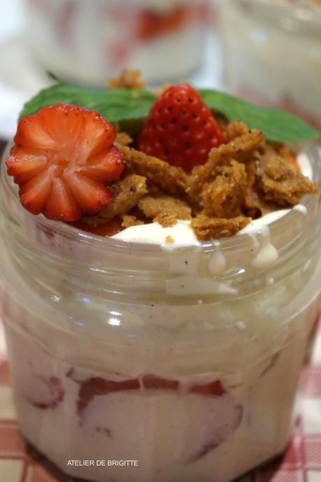 Tiramisu aux fraises, Crumble pralin