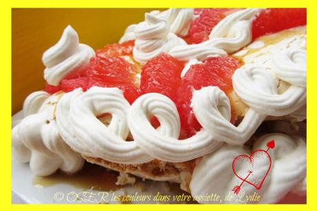 « Pavlova » aux agrumes et Chantilly maison… toute de rose et de blanc vêtue… pour la Saint Valentin !…