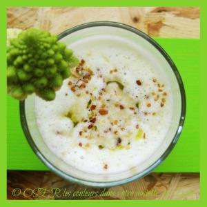 Soupe de chou romanesco aux pâtes « avoine » et au Cajun