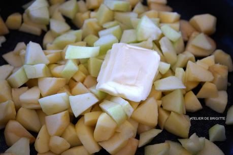 Gâteau aux Pommes et Pralines (spécial blancs d'oeufs)