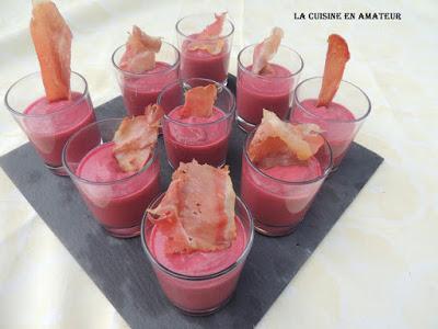 Verrine de mousse de betteraves et jambon de Pays