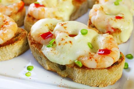 Tartines au chorizo et aux gambas