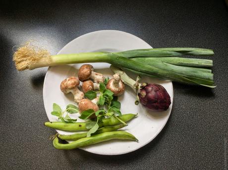 Quelques idées reçues – Pâtes aux légumes de printemps et tofu soyeux