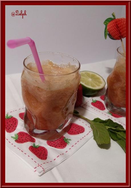 Jus Printanier à la rhubarbe, fraises et menthe au Thermomix.