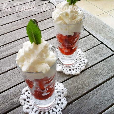 Coupe fraises chantilly