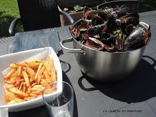 http://recettes.de/moules-a-la-creme-d-ail