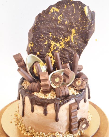 Layer Cake Chocolat Kinder Maxi & Chantilly Vanille 